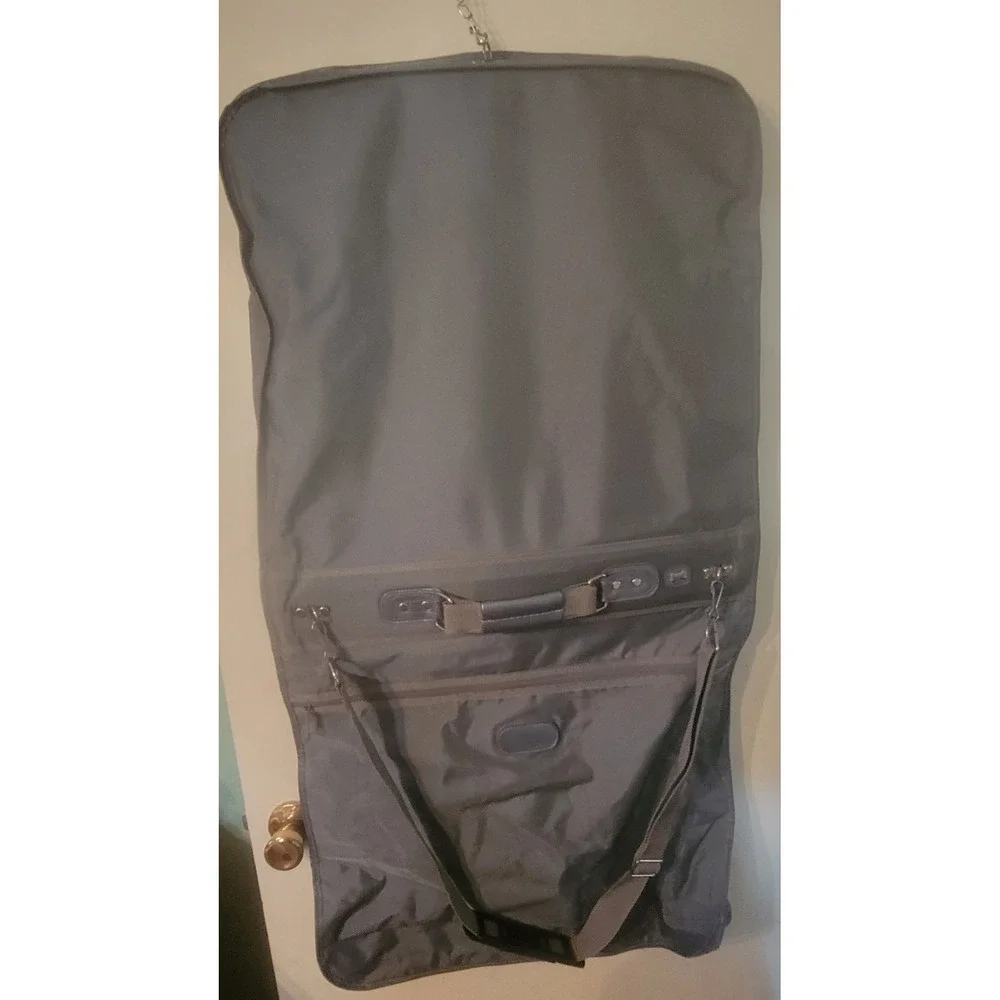 American Tourister Inc. good clean
